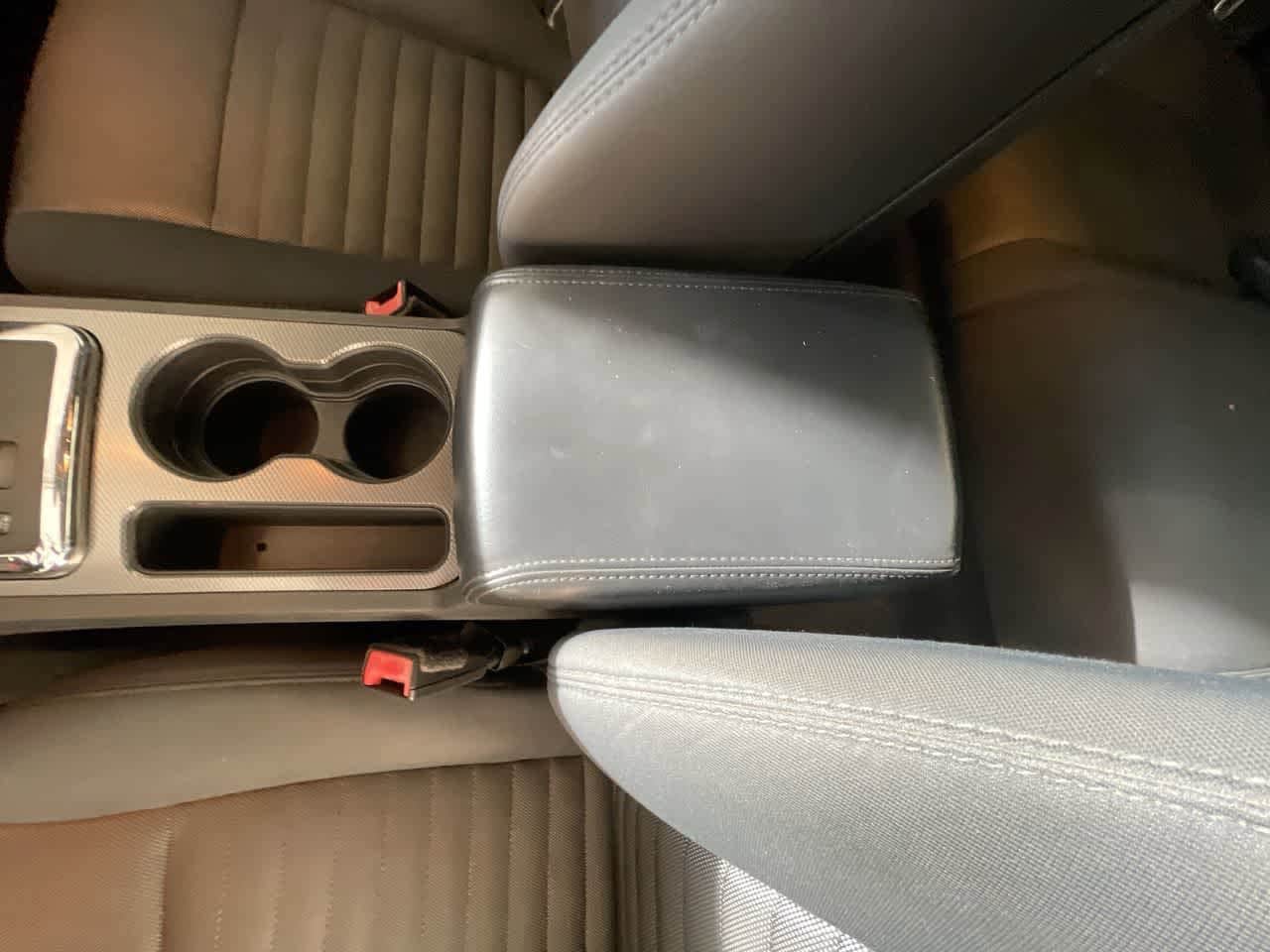 Thumbnail: 2013 Dodge Challenger - 19