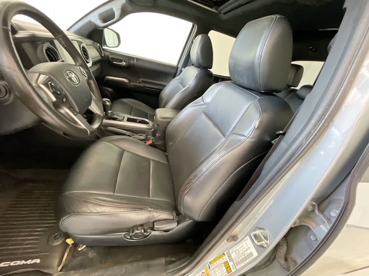 2018 Toyota Tacoma  11