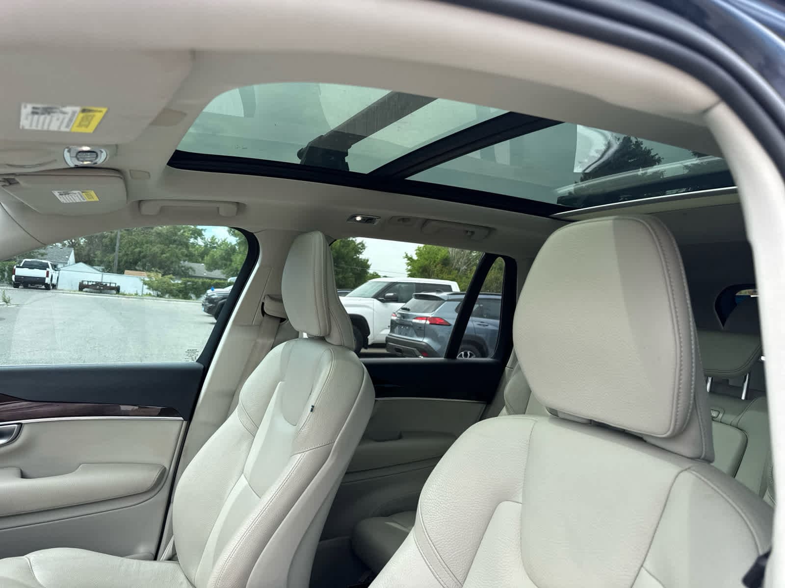 Thumbnail: 2019 Volvo XC90 - 39