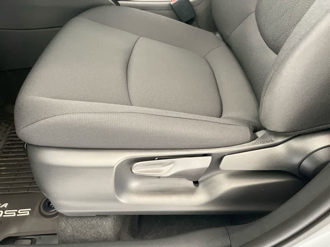 Thumbnail: 2026 Toyota Corolla Cross - 12