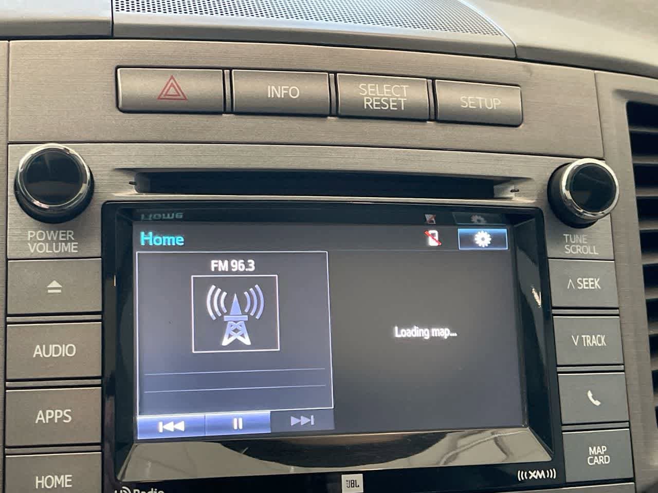 Thumbnail: 2015 Toyota Venza - 16