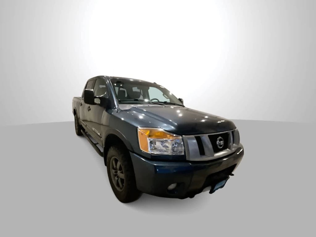 Used 2014 Nissan Titan PRO-4X 4WD Crew Cab SWB Truck