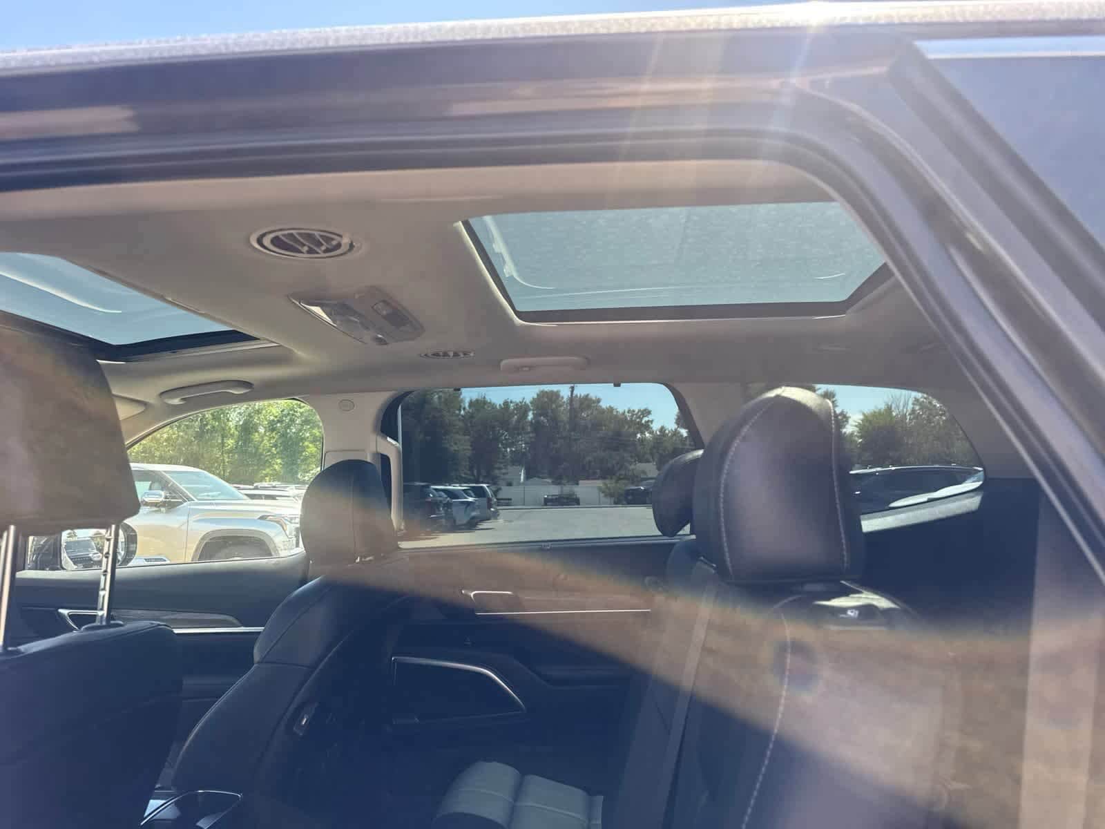 Thumbnail: 2021 Kia Telluride - 27