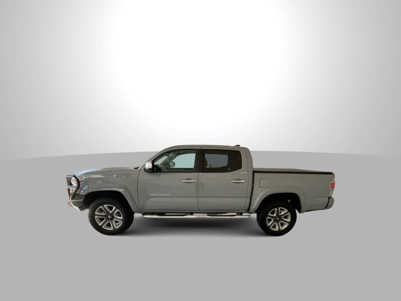 2018 Toyota Tacoma  5