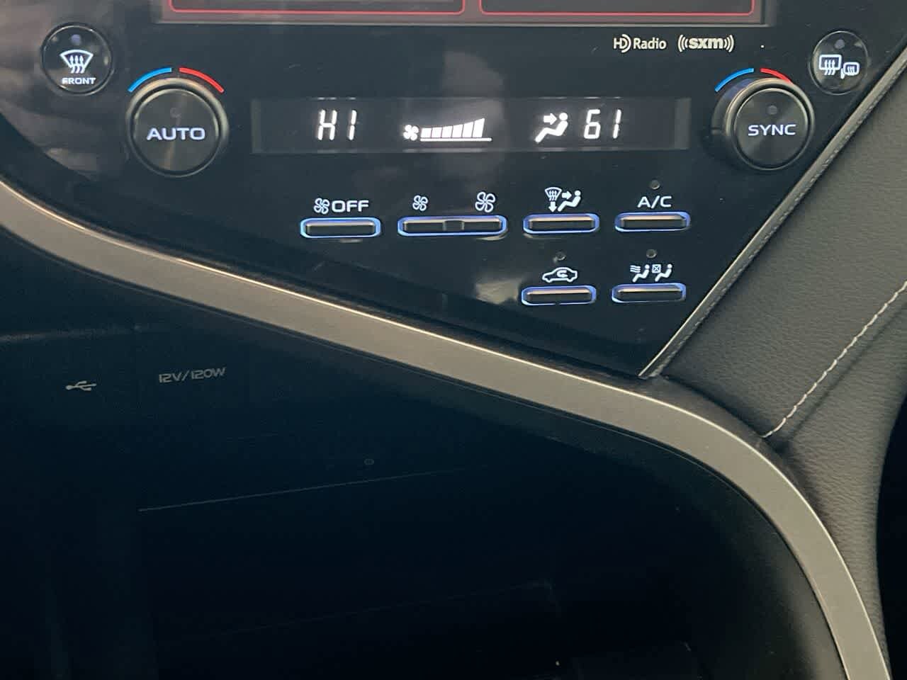 Thumbnail: 2020 Toyota Camry - 19