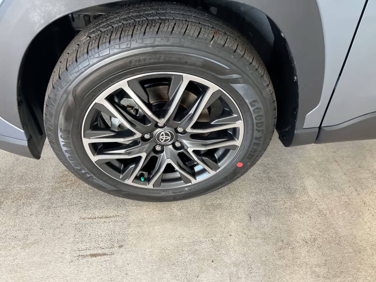 Thumbnail: 2026 Toyota Corolla Cross - 10