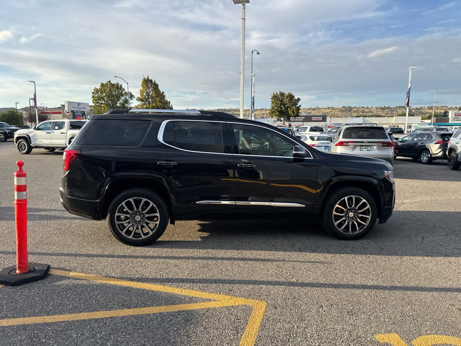 Thumbnail: 2021 GMC Acadia - 20