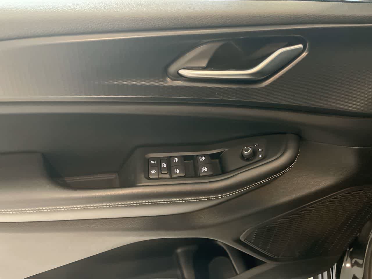 Thumbnail: 2023 Jeep Grand Cherokee L - 13