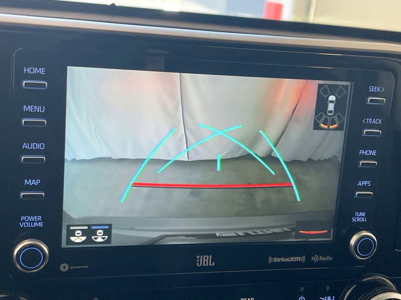 Thumbnail: 2021 Toyota Highlander - 17