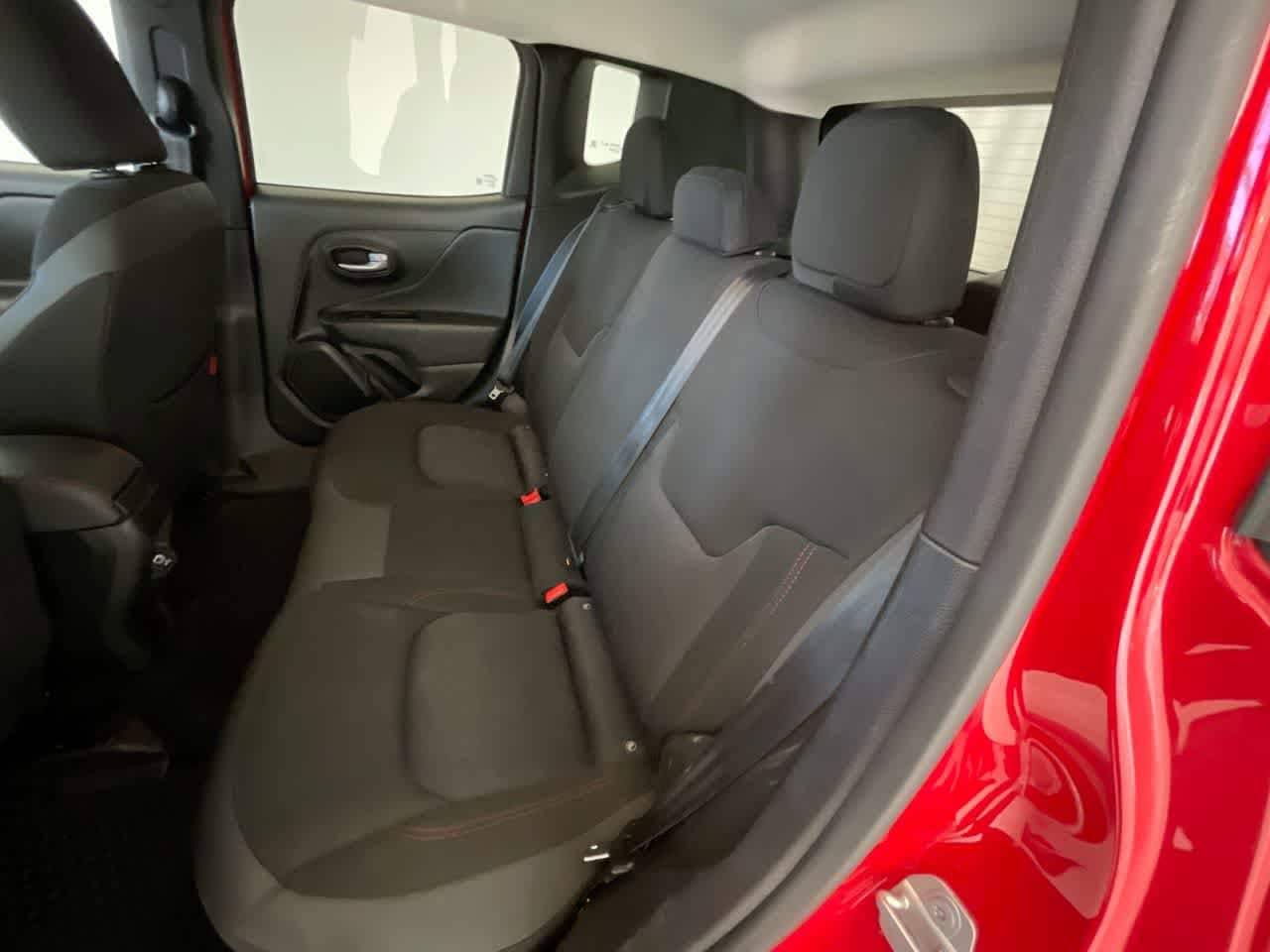 Thumbnail: 2023 Jeep Renegade - 22