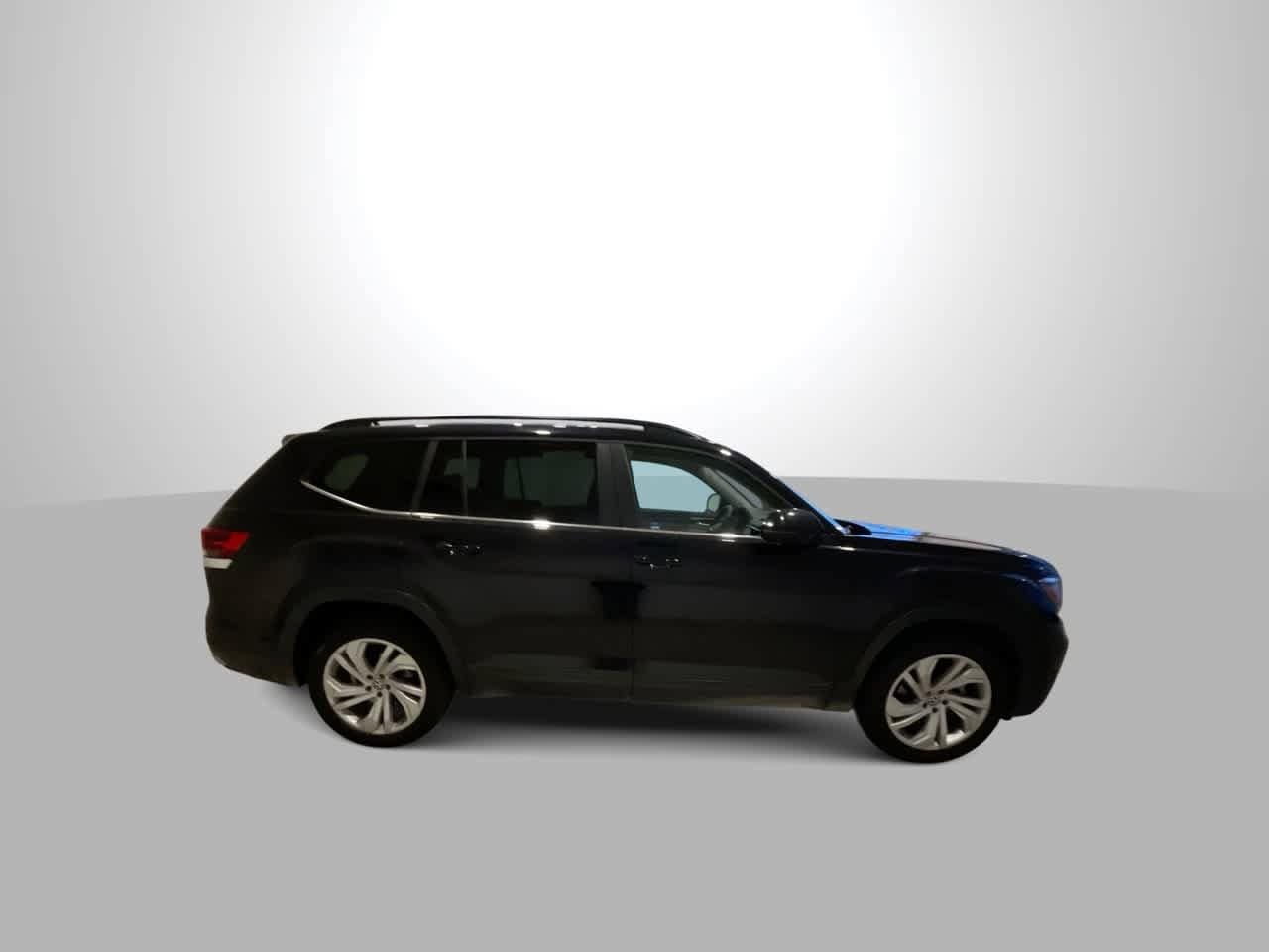 Thumbnail: 2022 Volkswagen Atlas - 9