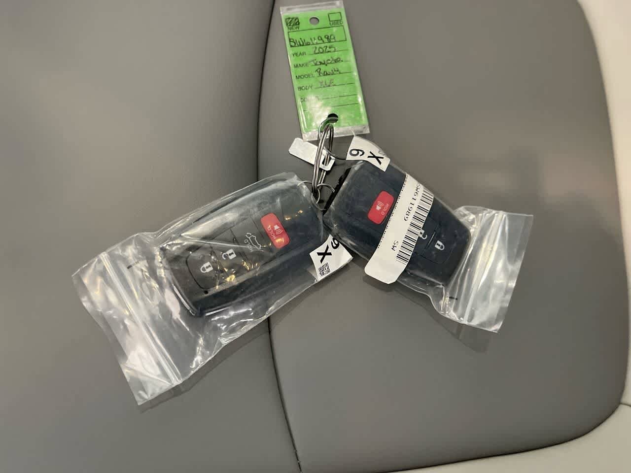 Thumbnail: 2025 Toyota RAV4 - 27