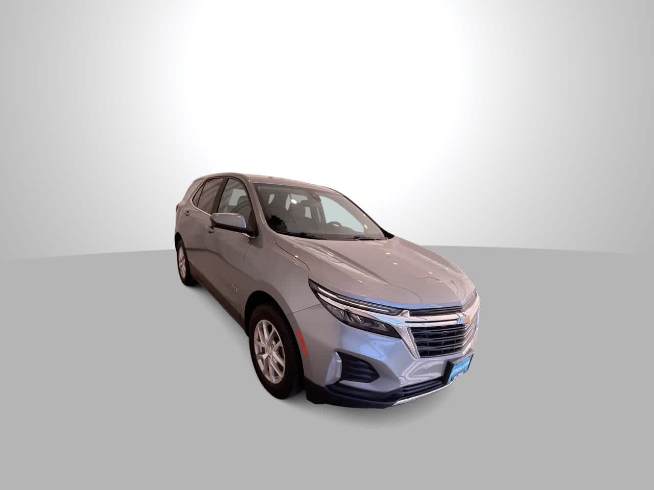 Thumbnail: 2023 Chevrolet Equinox - 2