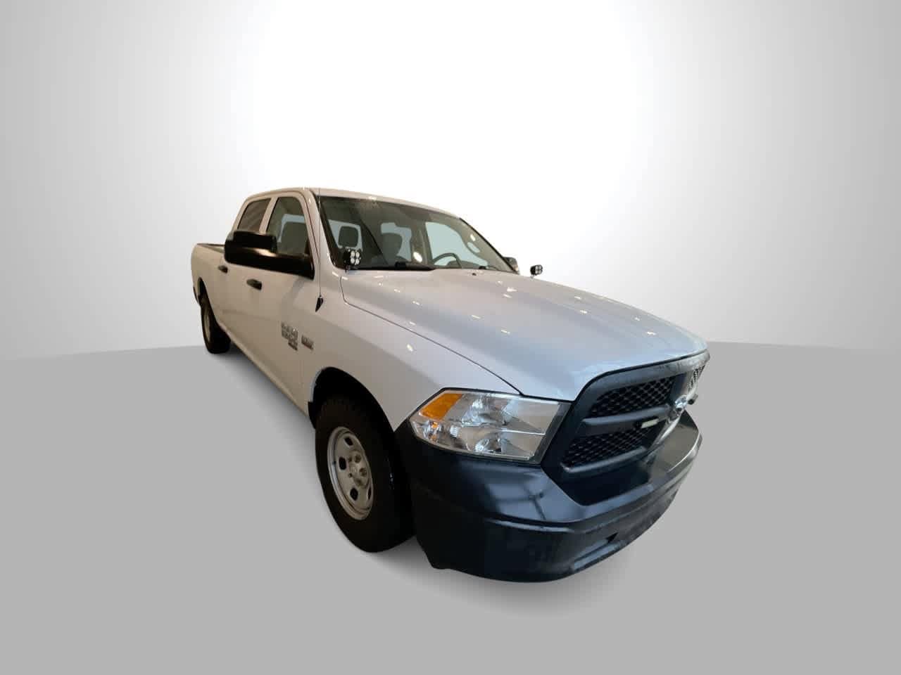 Thumbnail: 2023 RAM 1500 Classic - 2