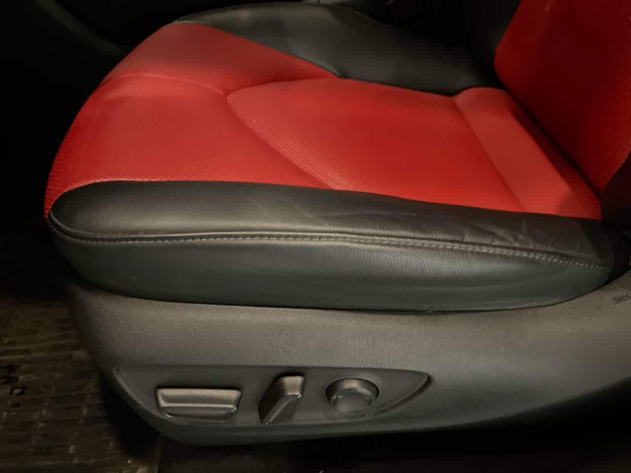 Thumbnail: 2022 Toyota Highlander - 12