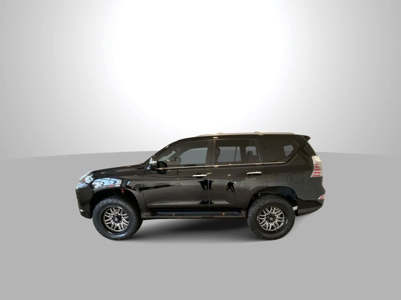 Thumbnail: 2021 Lexus GX - 5