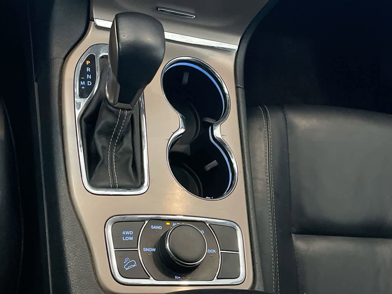 Thumbnail: 2017 Jeep Grand Cherokee - 20