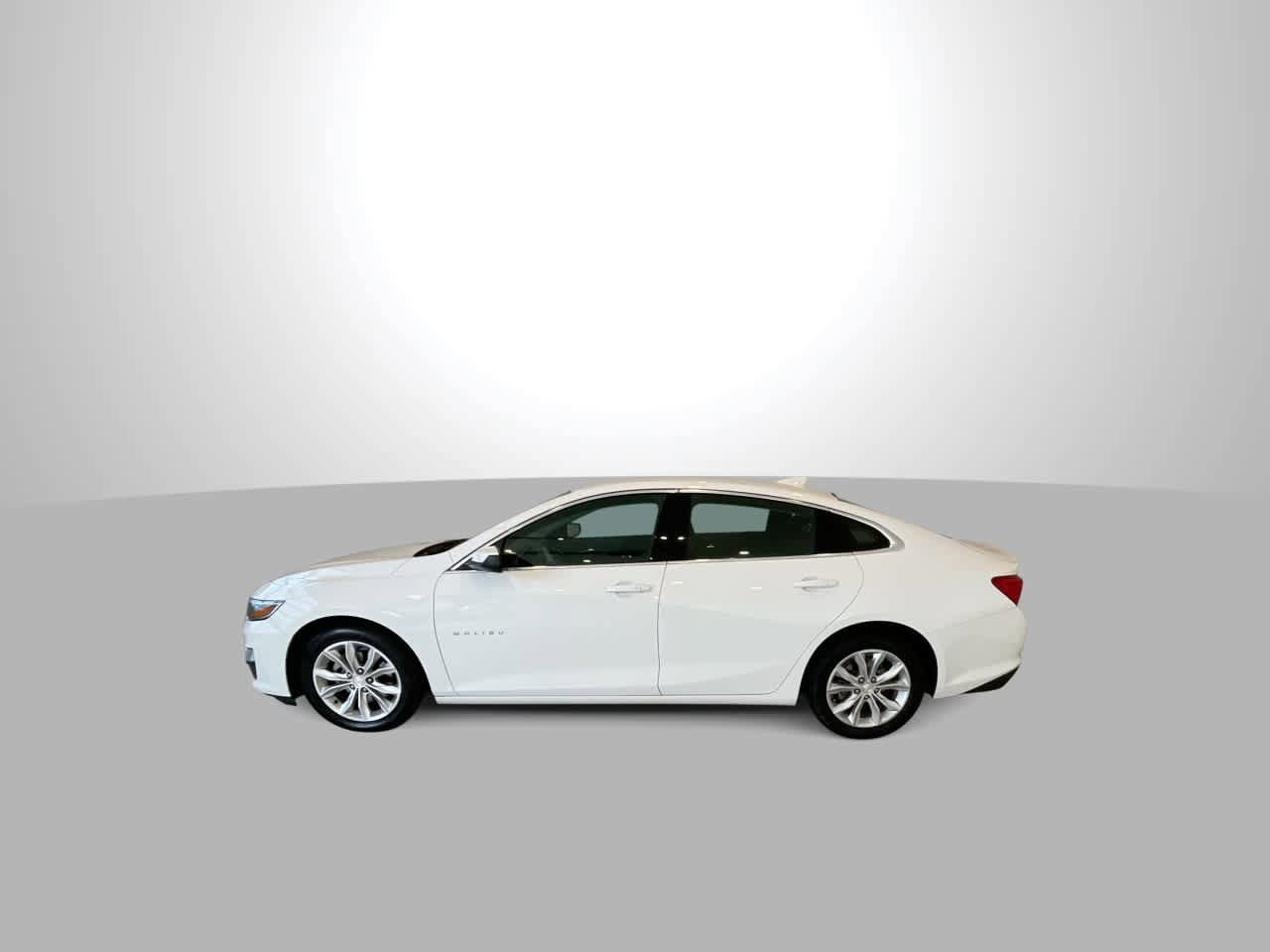 Thumbnail: 2023 Chevrolet Malibu - 5