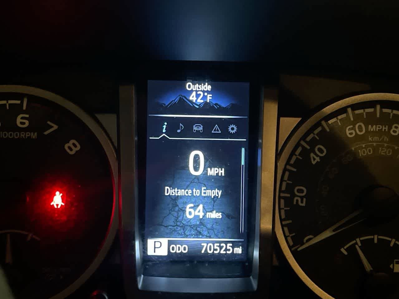 Thumbnail: 2018 Toyota Tacoma - 15