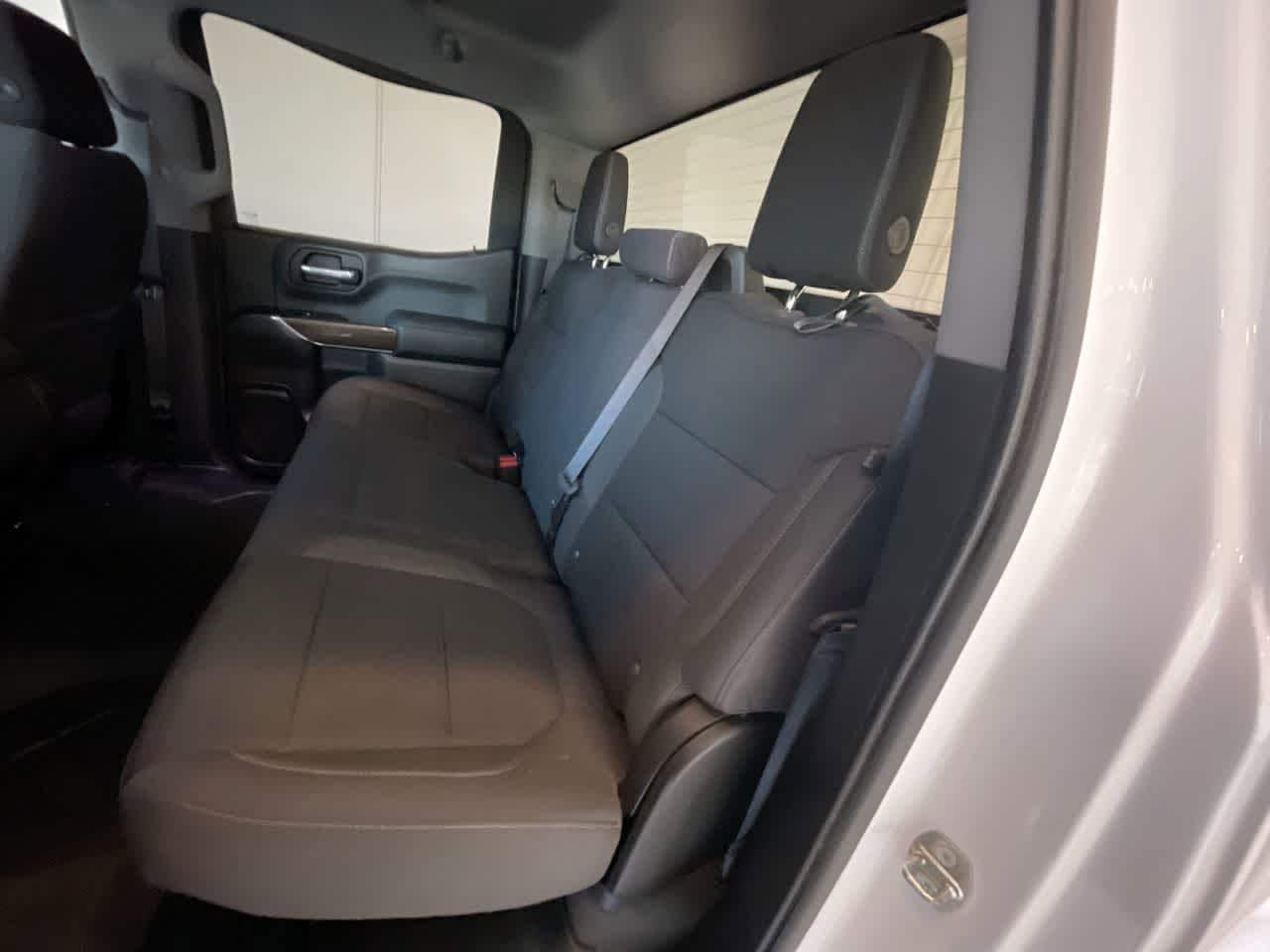 Thumbnail: 2020 Chevrolet Silverado 1500 - 22