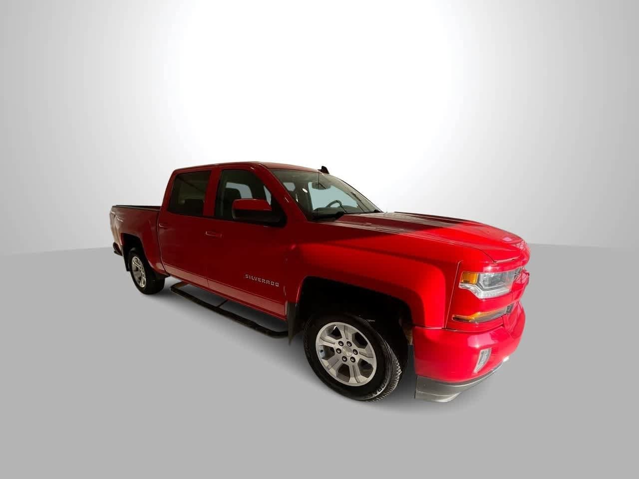 Used 2018 Chevrolet Silverado 1500 LT with VIN 3GCUKREC5JG594956 for sale in Billings, MT