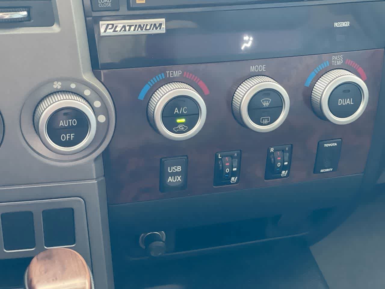 Thumbnail: 2010 Toyota Tundra - 19