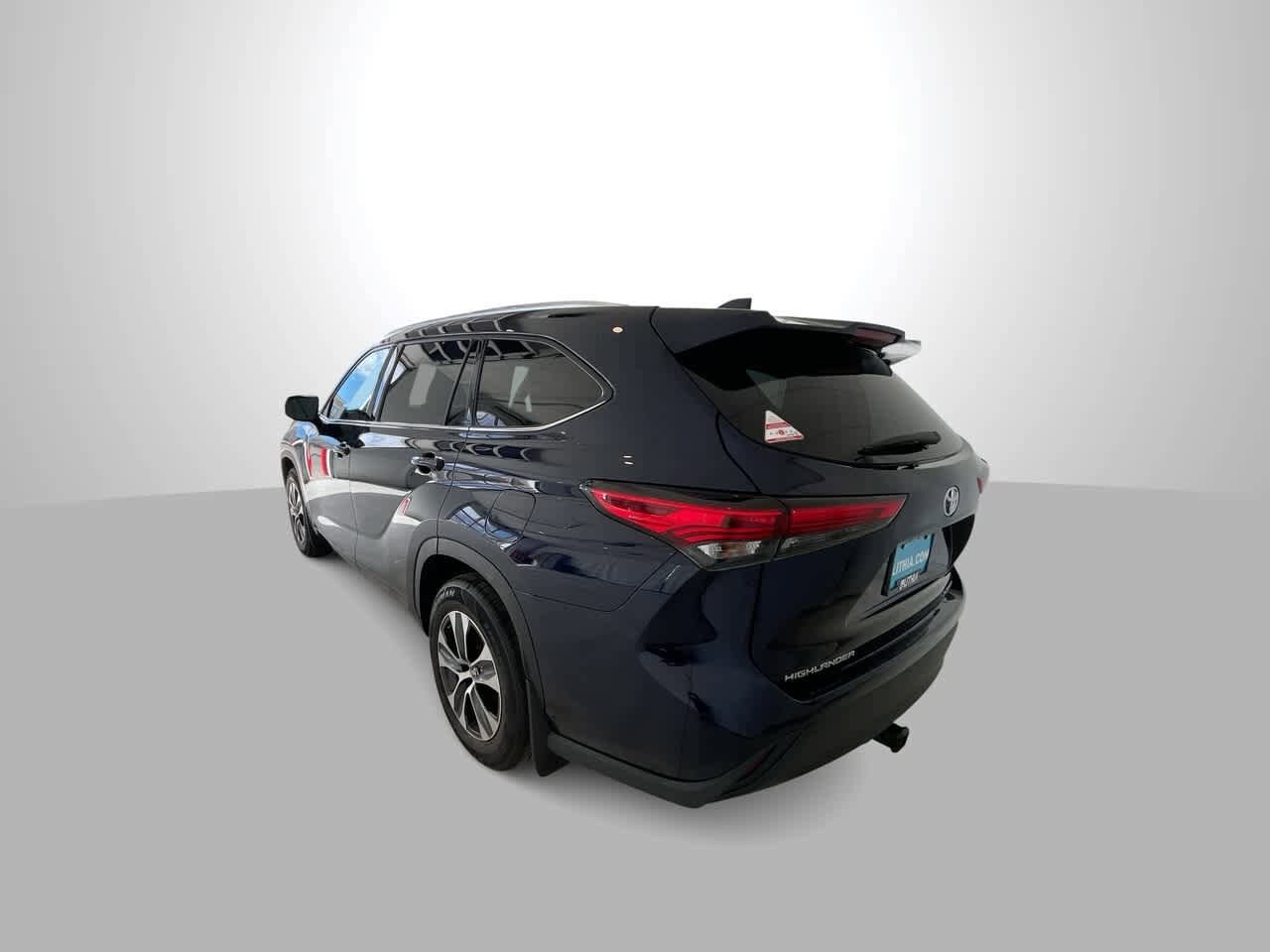 Thumbnail: 2021 Toyota Highlander - 6