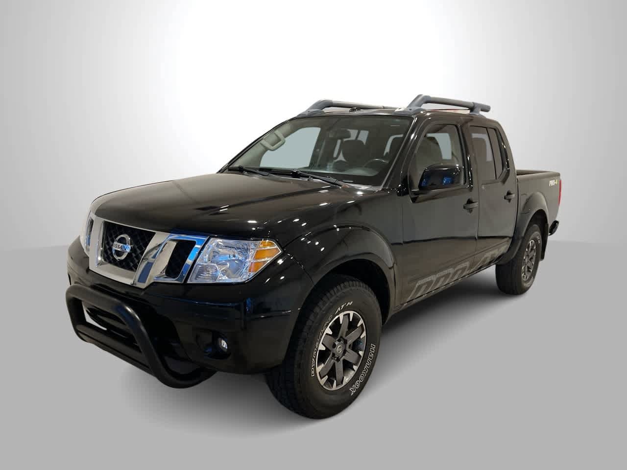 2017 Nissan Frontier PRO-4X's photo
