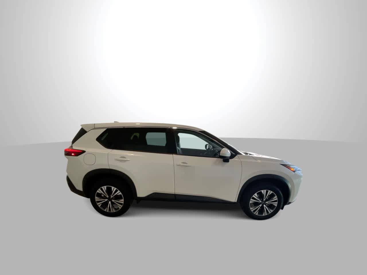 Thumbnail: 2023 Nissan Rogue - 9