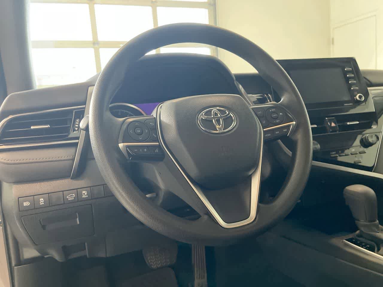 Thumbnail: 2023 Toyota Camry - 14