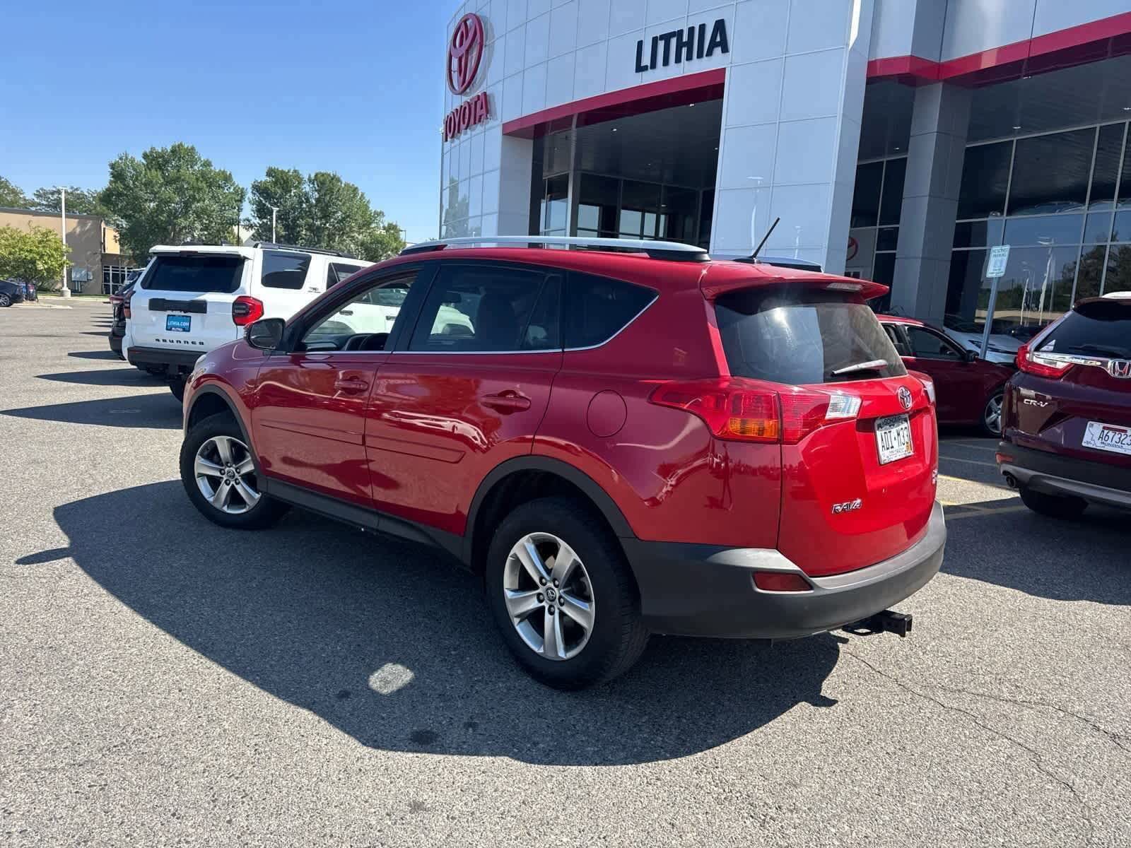 Thumbnail: 2015 Toyota RAV4 - 29