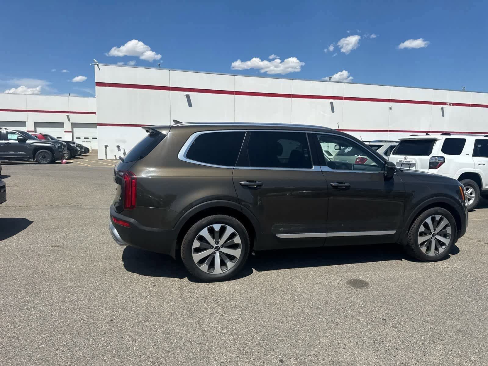Thumbnail: 2021 Kia Telluride - 11
