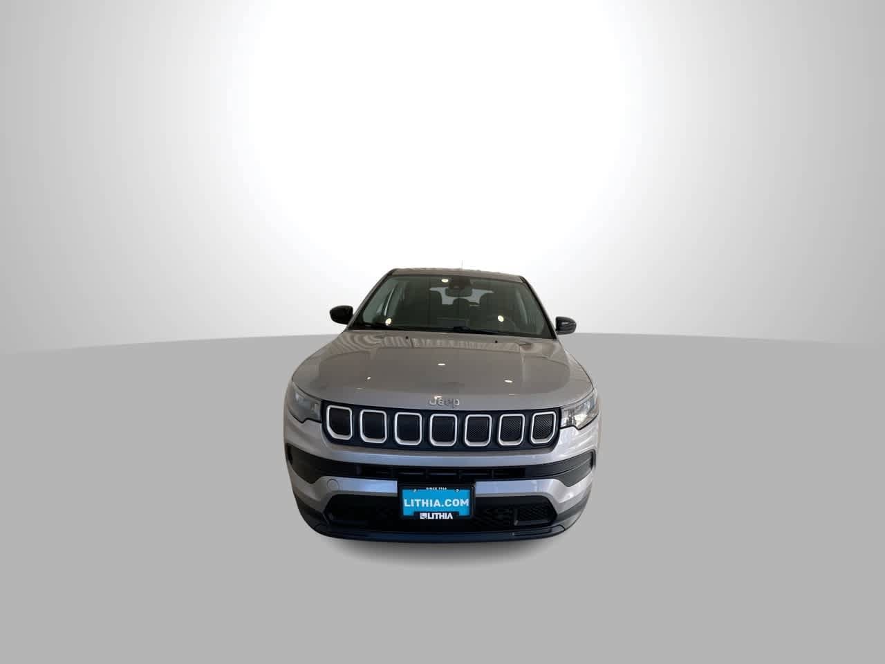 Thumbnail: 2022 Jeep Compass - 3