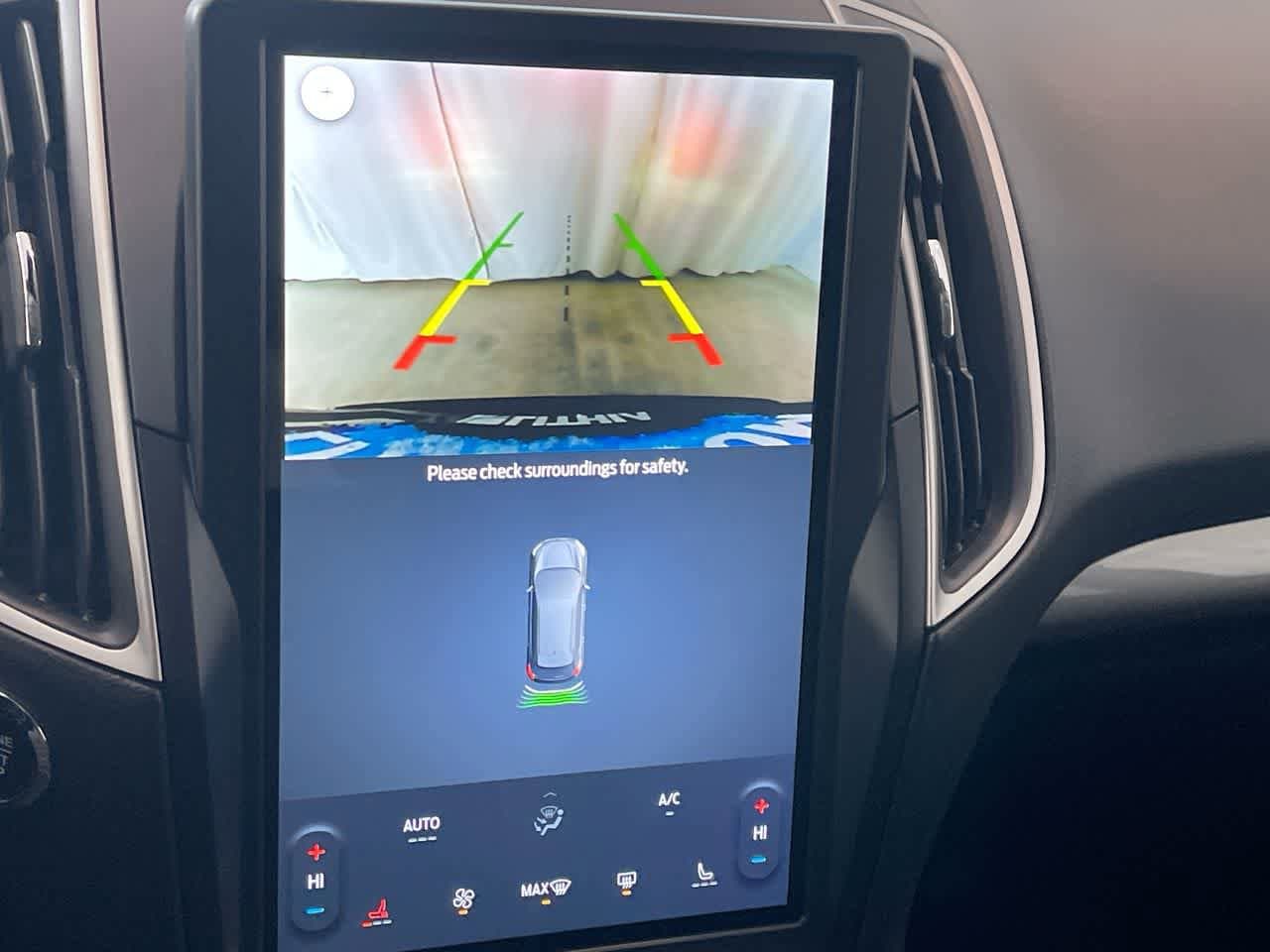 Thumbnail: 2024 Ford Edge - 17