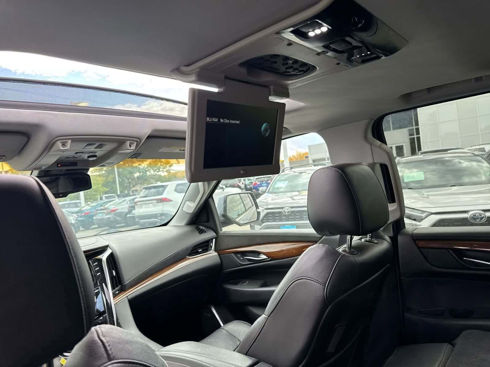 Thumbnail: 2016 Cadillac Escalade - 35