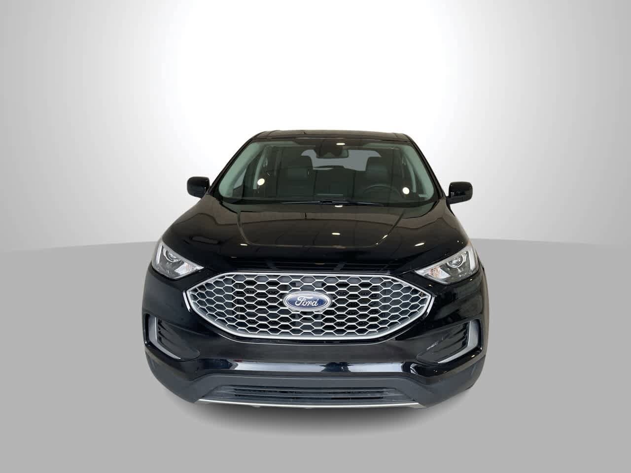 Thumbnail: 2024 Ford Edge - 3