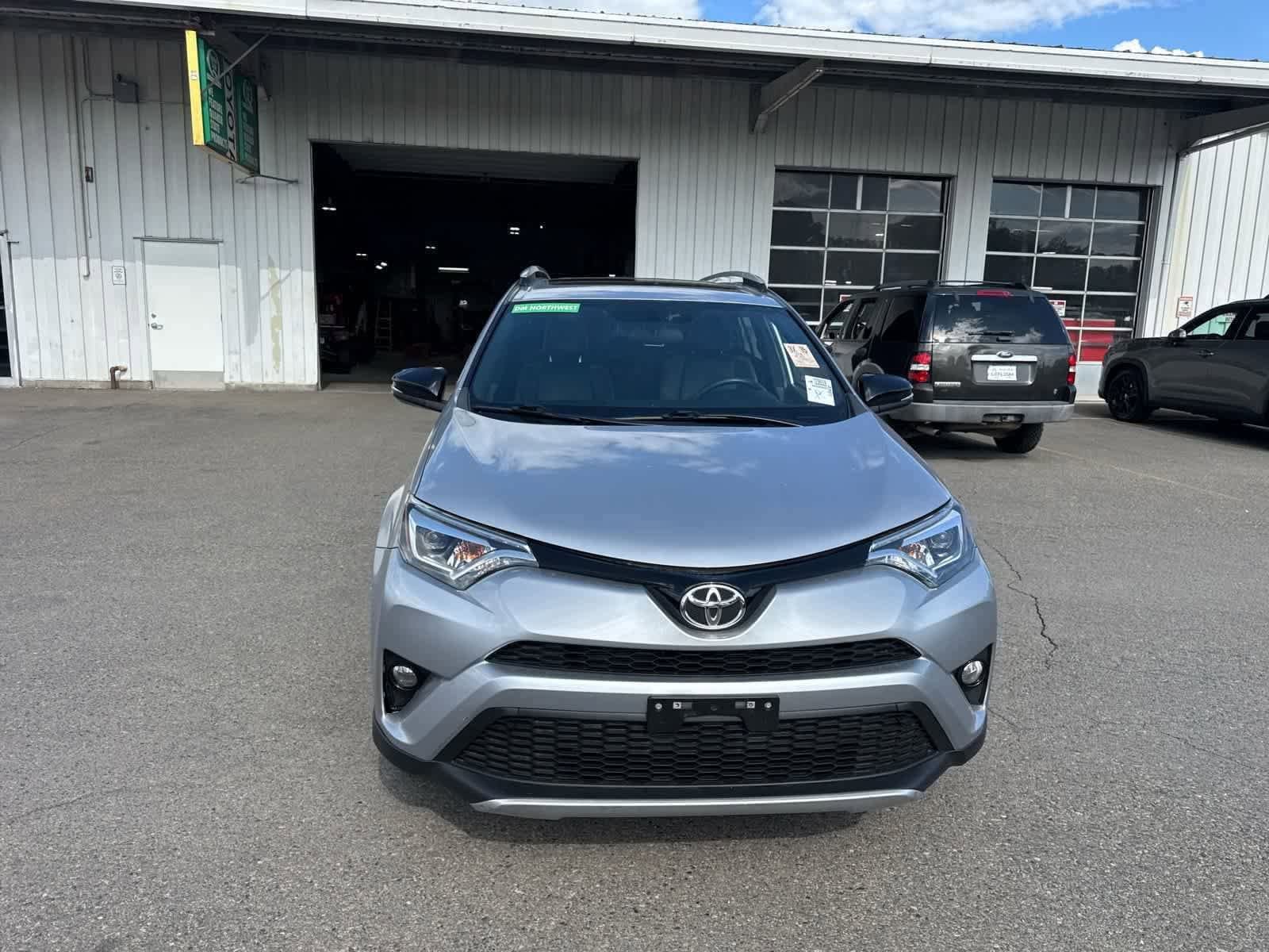 Thumbnail: 2016 Toyota RAV4 - 7