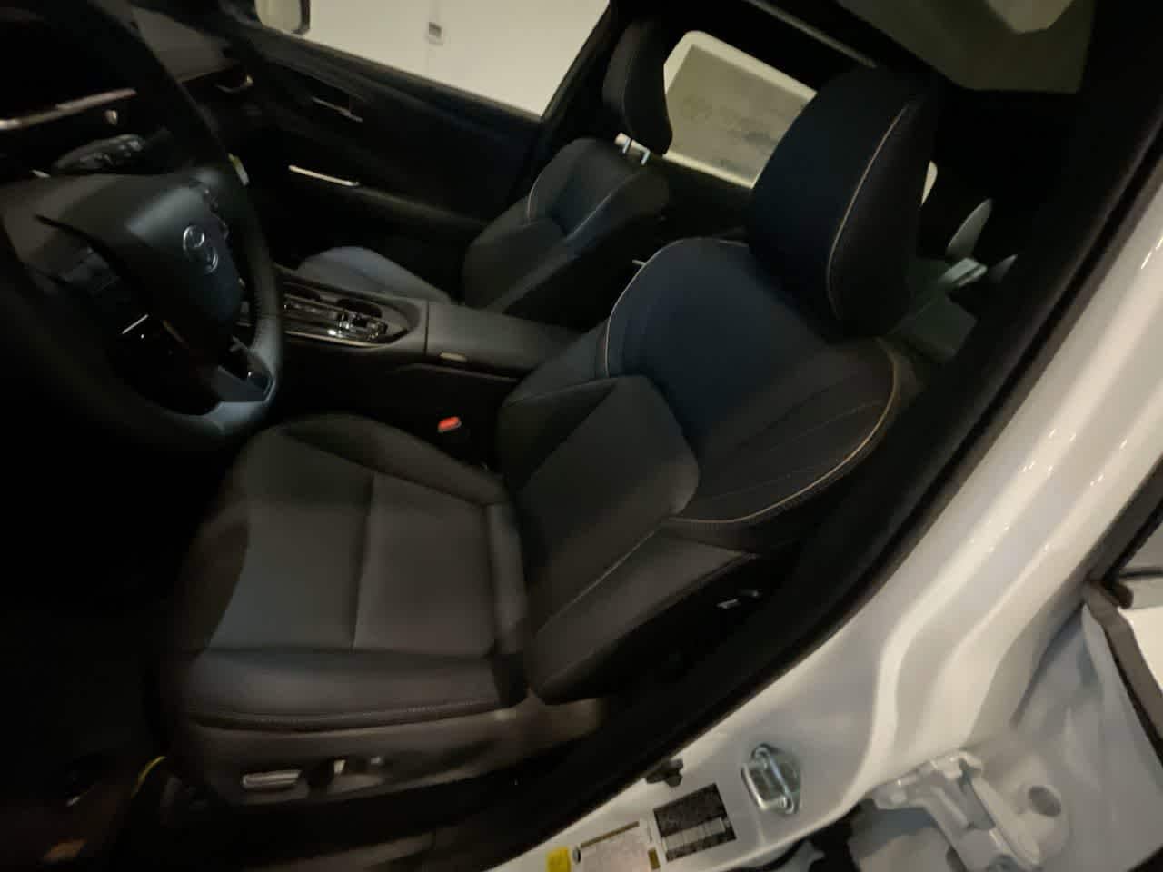 Thumbnail: 2025 Toyota Crown Signia - 11