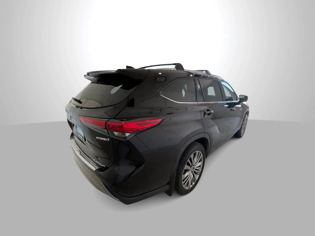 Thumbnail: 2021 Toyota Highlander - 8