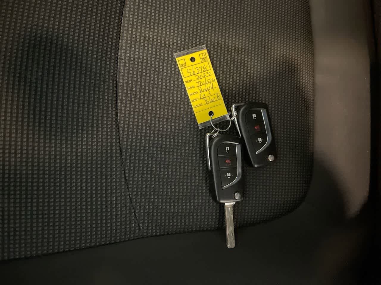 Thumbnail: 2023 Toyota RAV4 - 26