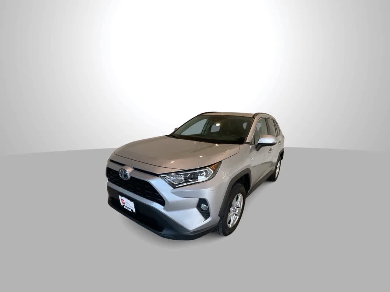 Thumbnail: 2020 Toyota RAV4 - 4