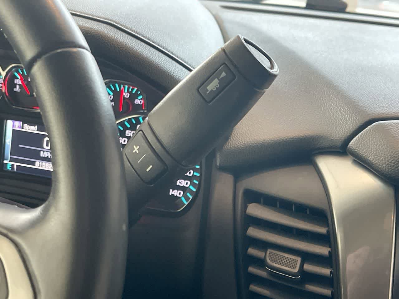 Thumbnail: 2016 Chevrolet Tahoe - 20