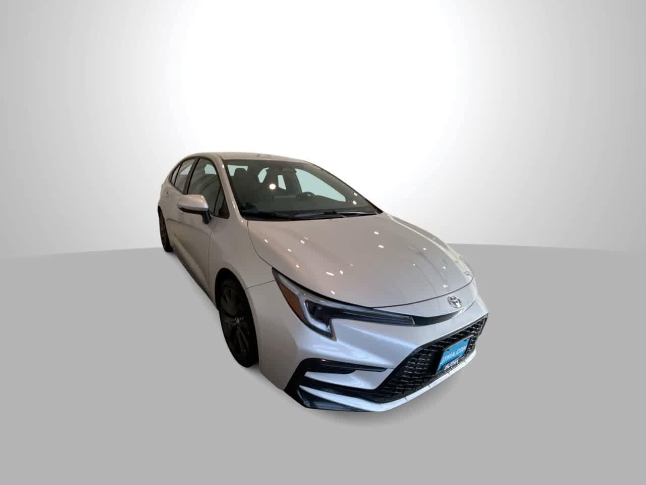 Thumbnail: 2025 Toyota Corolla - 2