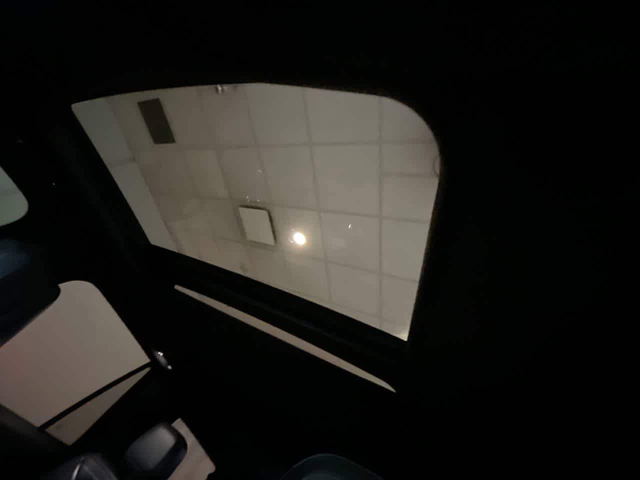 Thumbnail: 2019 Lincoln Navigator L - 22