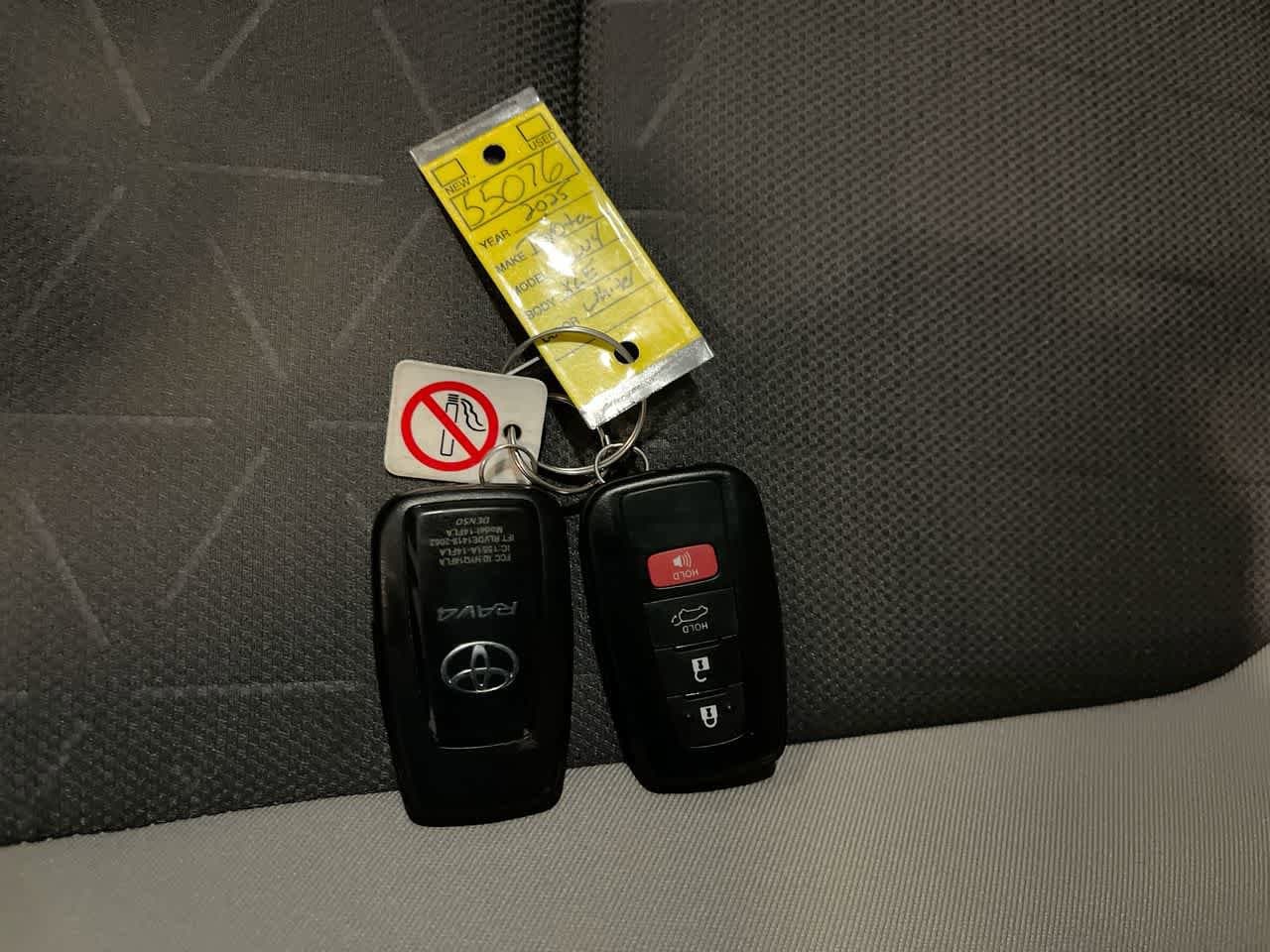 Thumbnail: 2025 Toyota RAV4 - 27