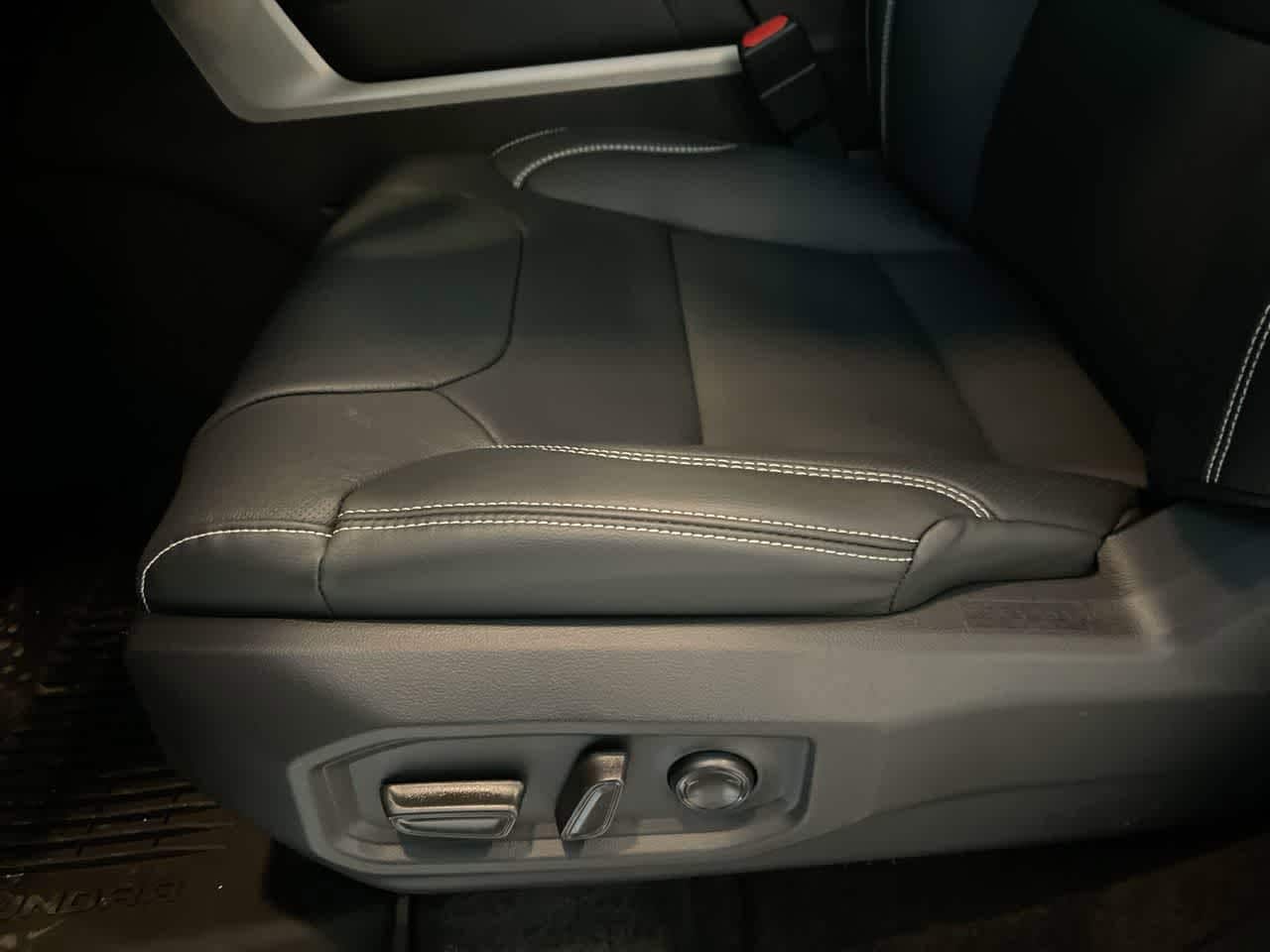 Thumbnail: 2026 Toyota Tundra - 12