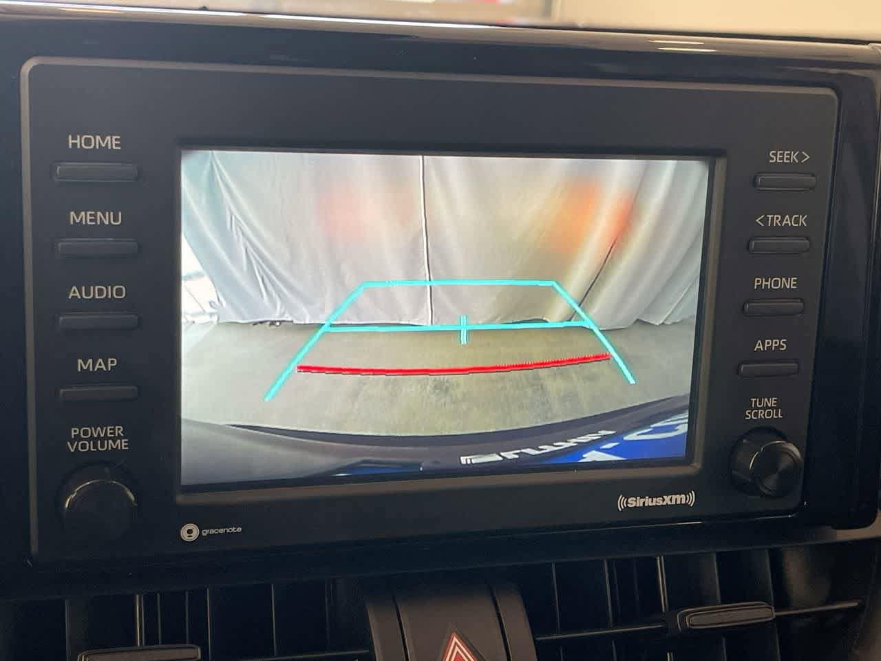 Thumbnail: 2022 Toyota RAV4 - 17