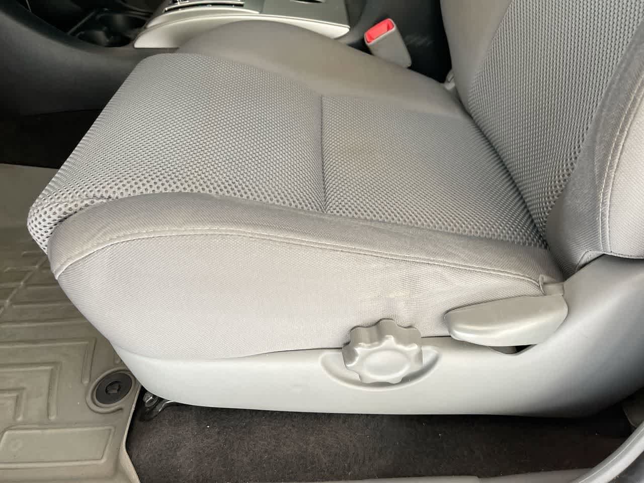 Thumbnail: 2013 Toyota Tacoma - 12