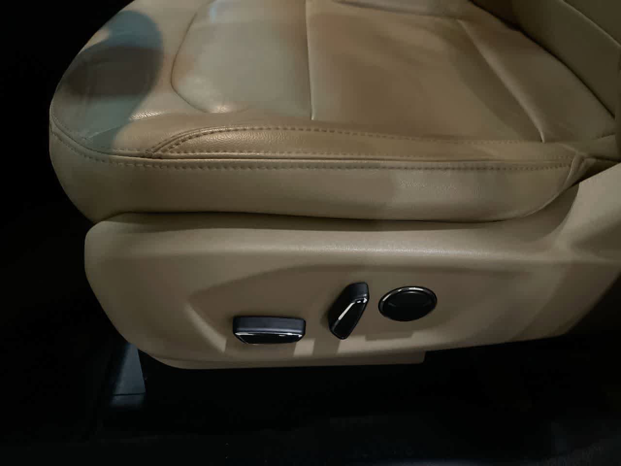 Thumbnail: 2017 Ford Explorer - 12