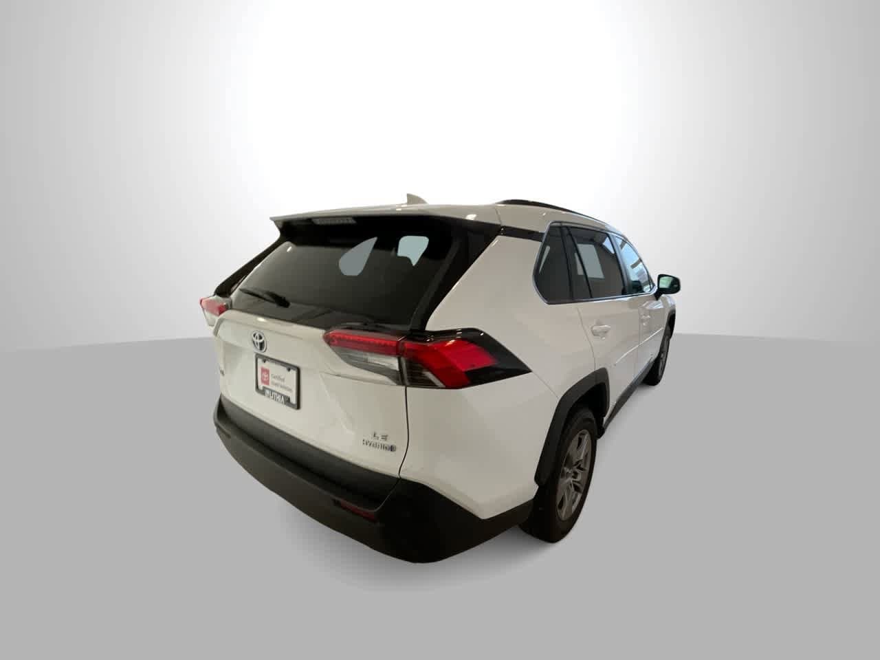 Thumbnail: 2024 Toyota RAV4 - 8